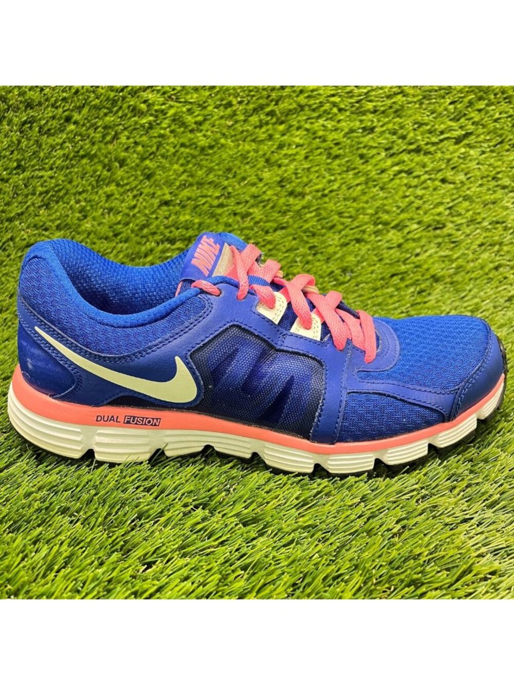 Nike Dual Fusion ST2 Womens Size 9 Blue Pink Athletic Running Shoes Sneakers